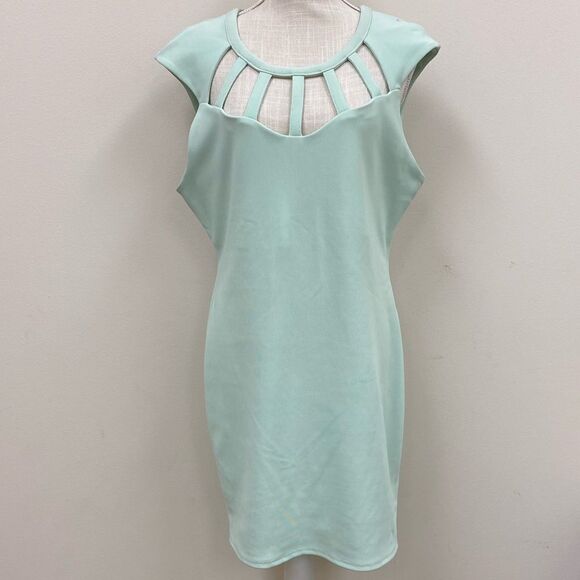 Kardashian Kollection Spearmint Cut Out Body Con Dress‎ - Picture 8 of 8